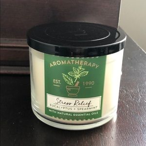 Bath & Body Works Stress Relief Candle